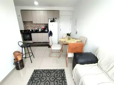 Apartamento com 2 Quartos à venda, 40m² no Sítio da Figueira, São Paulo
