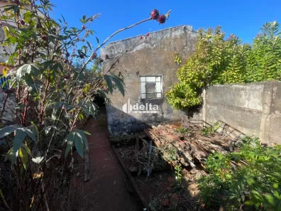 Lote/Terreno à venda, 475m² no Tibery, Uberlândia