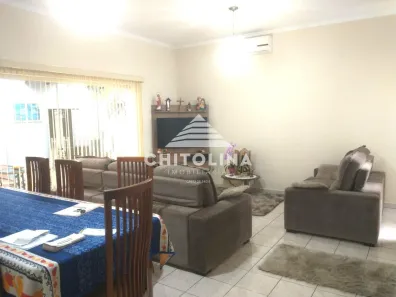 Casa com 3 Quartos à venda, 204m² no Vila Serafim, Itapetininga