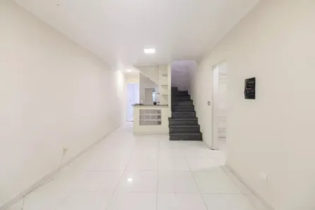 Sobrado com 4 Quartos para alugar, 300m² no Vila Matilde, São Paulo