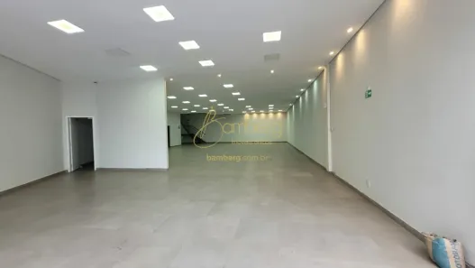 Galpão/Depósito/Armazém à venda, 809m² no Santo Amaro, São Paulo