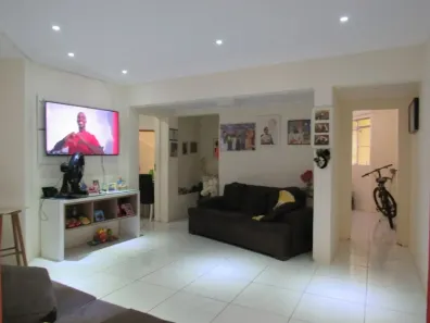 Casa com 5 Quartos à venda, 220m² no Resgate, Salvador