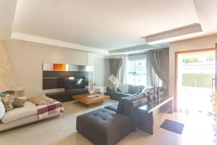 Casa com 3 Quartos à venda, 298m² no Jardim do Mar, São Bernardo do Campo