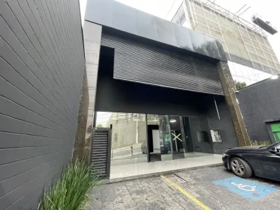 Galpão/Depósito/Armazém à venda, 637m² no Santana, São Paulo