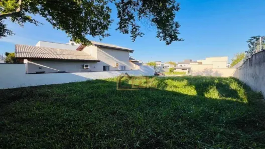 Lote/Terreno à venda, 525m² no Piracangaguá, Taubaté