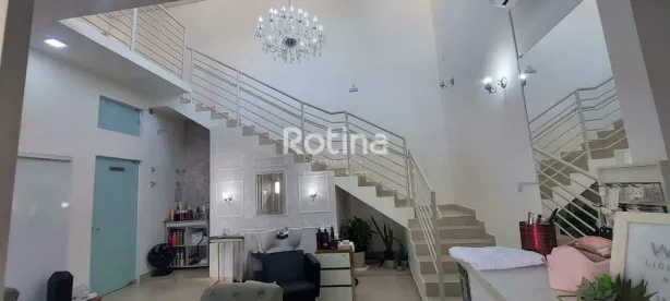 Sala Comercial para alugar, 10m² no Santa Mônica, Uberlândia