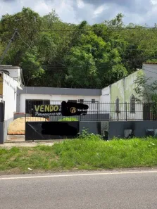 Casa com 2 Quartos à venda, 300m² no Tinguá, Nova Iguaçu