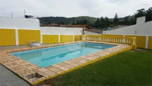 Casa com 4 Quartos à venda, 500m² no Centro, Piracaia