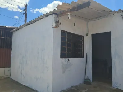 Casa com 3 Quartos à venda, 126m² no Recanto das Emas, Brasília