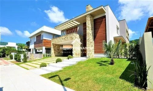 Casa de Condomínio com 4 Quartos à venda, 390m² no Lagoa da Conceição, Florianópolis