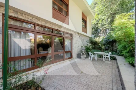 Casa com 5 Quartos à venda, 269m² no Jardim Luzitânia, São Paulo