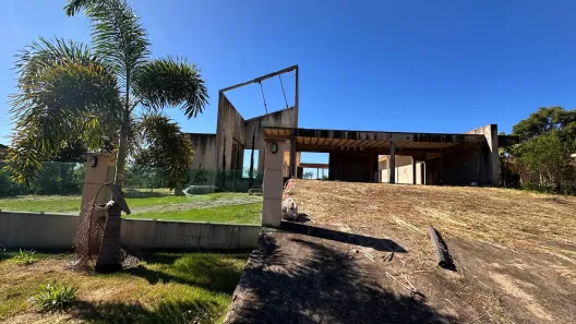 Casa de Condomínio com 4 Quartos à venda, 4000m² no Estâncias Aroeira, Trindade