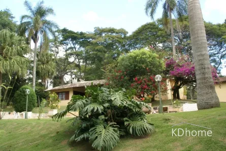 Fazenda/Sítio com 5 Quartos à venda, 300m² no Sorocamirim (Canguera), São Roque
