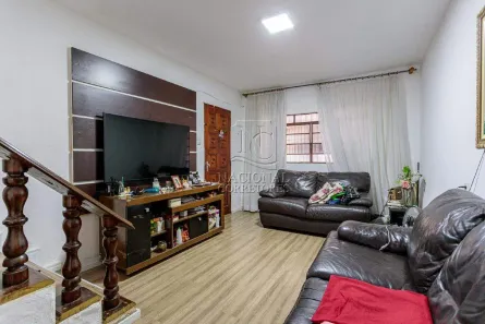 Sobrado com 2 Quartos para alugar, 130m² no Jardim Marek, Santo André