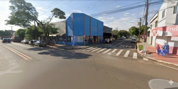 Prédio Comercial à venda, 1200m² no Centro, Rolândia