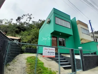 Casa com 2 Quartos para alugar, 68m² no Águas Claras, Brusque