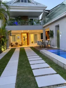 Casa de Condomínio com 3 Quartos para alugar, 340m² no Recreio dos Bandeirantes, Rio de Janeiro