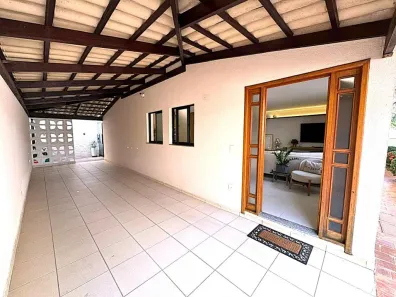 Sobrado com 3 Quartos à venda, 159m² no Jardim América, Goiânia