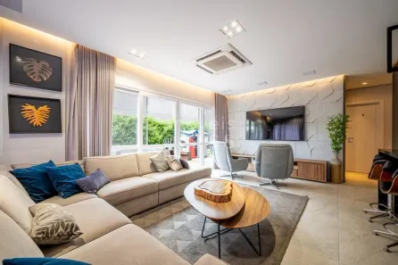 Apartamento com 3 Quartos à venda, 205m² no Jardim do Salso, Porto Alegre