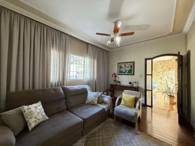 Casa com 3 Quartos à venda, 195m² no Parque Furquim, Presidente Prudente