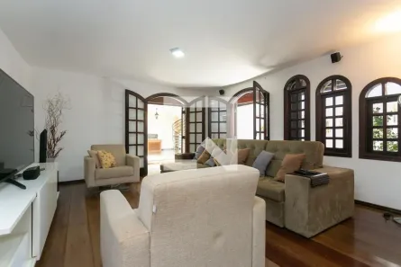 Casa com 3 Quartos à venda, 299m² no Vila Zefira, São Paulo
