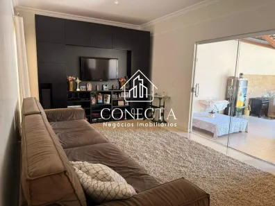 Casa com 3 Quartos à venda, 250m² no Santa Luzia, Uberlândia