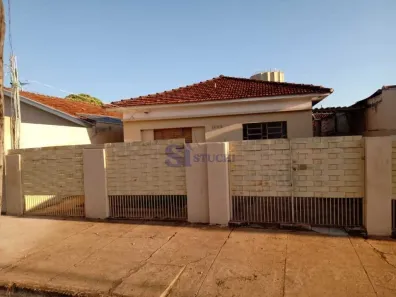 Casa com 2 Quartos à venda, 77m² no Vila Cidade Industrial (Vila Xavier), Araraquara