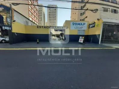 Lote/Terreno com 1 Quarto à venda, 800m² no Centro, Uberlândia