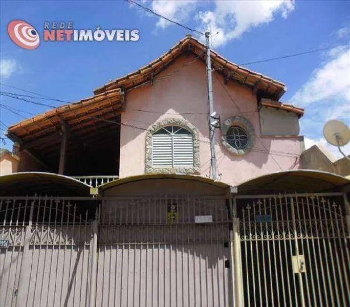Casa com 4 quartos — Padre Eustáquio, Belo Horizonte