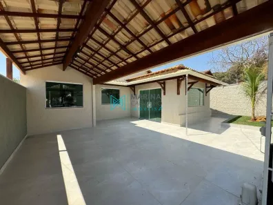 Casa com 3 Quartos à venda, 120m² no Jardim Ipê, Lagoa Santa