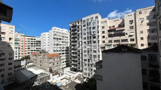 Apartamento com 2 Quartos à venda, 75m² no Copacabana, Rio de Janeiro