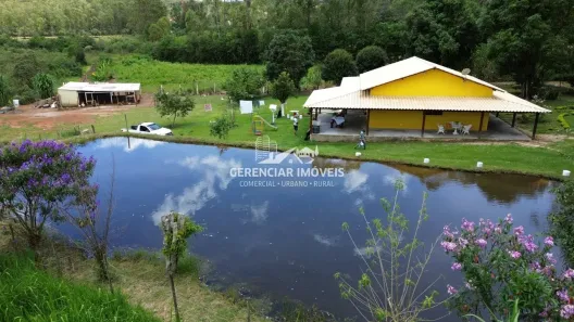Fazenda/Sítio com 4 Quartos à venda, 30000m² no Centro, Itatiaiuçu
