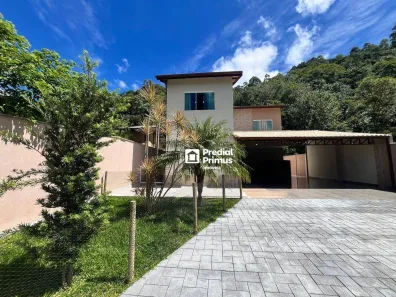 Casa com 3 Quartos à venda, 180m² no Cascatinha, Nova Friburgo