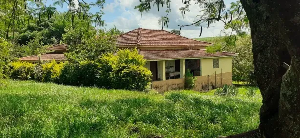 Fazenda/Sítio com 3 Quartos à venda, 108900m² no , Cajuru