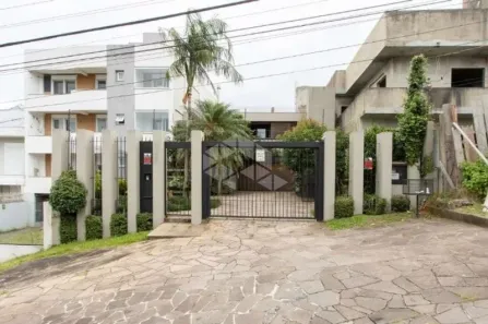 Casa com 4 Quartos para alugar, 450m² no Cristal, Porto Alegre
