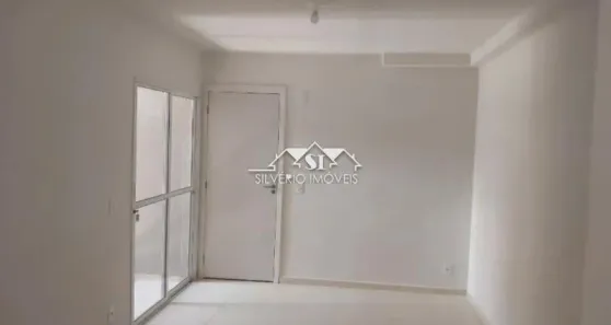 Apartamento com 2 Quartos para alugar, 55m² no Duarte Silveira, Petrópolis