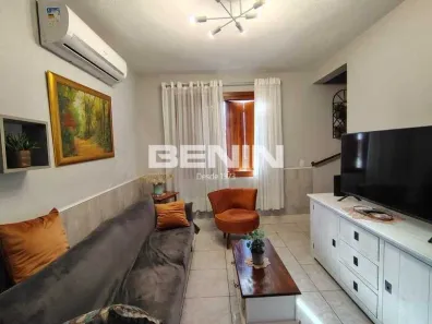 Sobrado com 2 Quartos à venda, 120m² no São José, Canoas