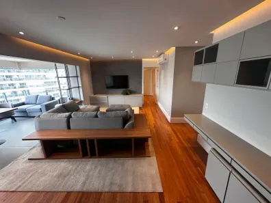 Apartamento com 3 Quartos para alugar, 140m² no Vila Gertrudes, São Paulo