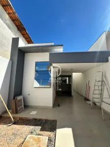 Casa com 3 Quartos à venda, 60m² no Novo Delfino, Montes Claros