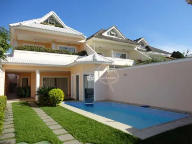 Casa de Condomínio com 5 Quartos à venda, 267m² no Barra da Tijuca, Rio de Janeiro