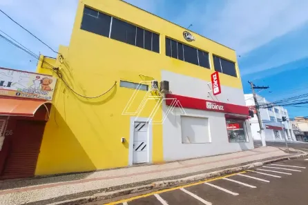 Galpão/Depósito/Armazém para alugar, 300m² no Centro, Marília