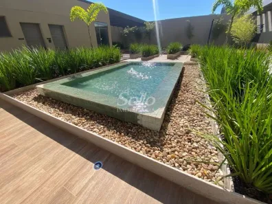 Apartamento com 3 Quartos para alugar, 115m² no Gávea, Uberlândia