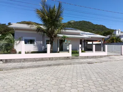 Casa com 3 Quartos à venda, 216m² no Ribeirão da Ilha, Florianópolis