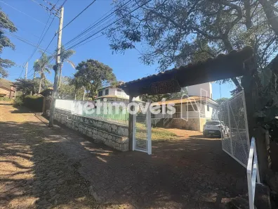Casa de Condomínio com 3 Quartos para alugar, 250m² no Aconchego da Serra, Itabirito