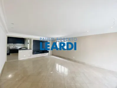 Apartamento com 3 Quartos à venda, 150m² no Vila Madalena, São Paulo