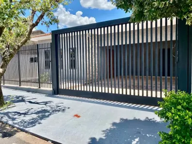 Casa com 3 Quartos à venda, 160m² no Jardim Caparroz, São José do Rio Preto