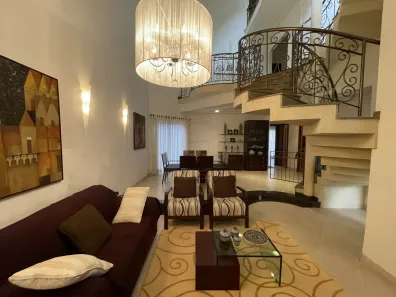 Casa de Condomínio com 4 Quartos à venda, 432m² no Zona 08, Maringá
