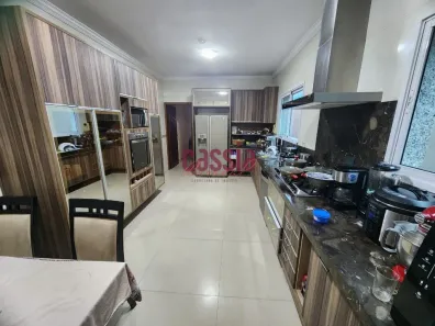 Sobrado com 3 Quartos à venda, 182m² no Boqueirão, Praia Grande