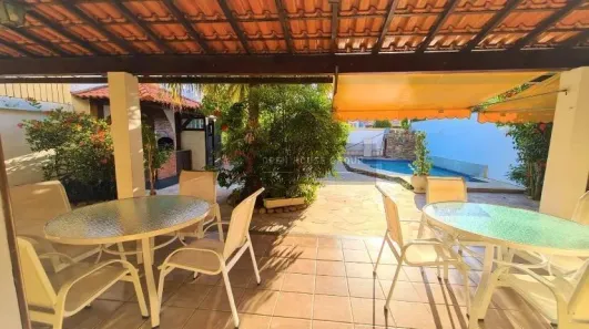 Casa com 3 Quartos à venda, 220m² no Piratininga, Niterói
