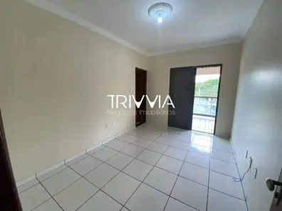 Casa com 4 Quartos para alugar, 270m² no Cidade Jardim, Uberlândia